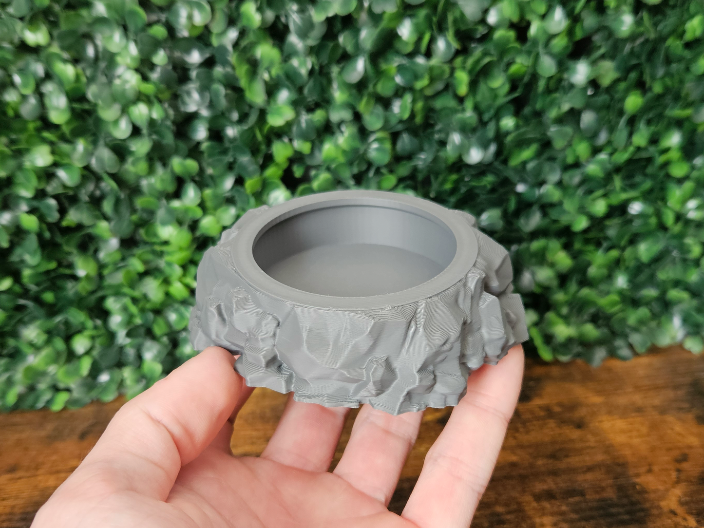 Rocky Insect Feeding Bowl